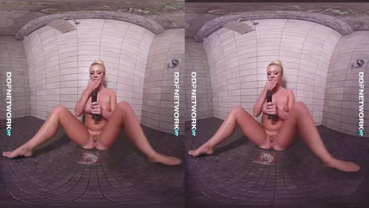 Sensual VR goddess Bailey Brooke takes you on POV voyeur masturbation trip
