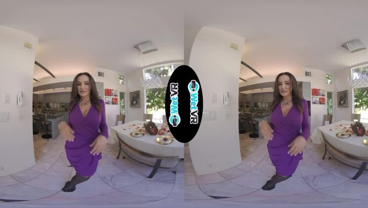 WETVR Photo Shoot Turns Into Fuck Session In VR