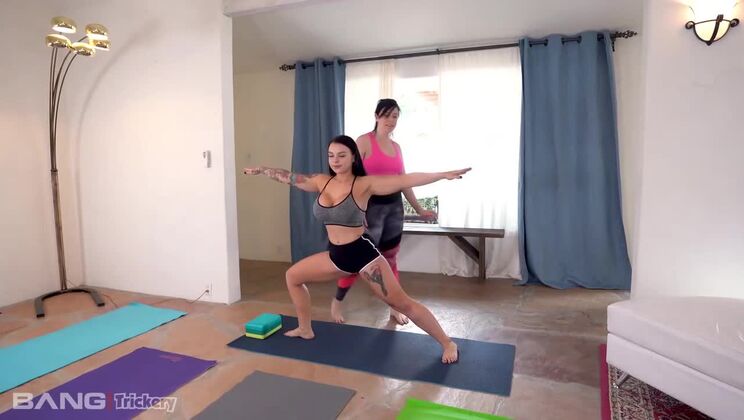 Payton Preslee's Raw Fuck in Yoga Class