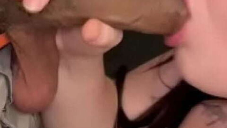 Latina Mix Stripper Has Bathroom Encounter in Park