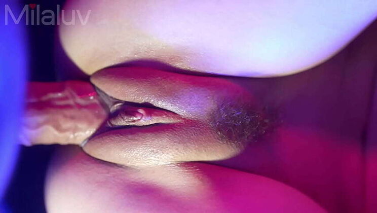 Extreme Close-Up: Filling Milf Milaluv's Tight Pussy with Cum - Amateur Porn