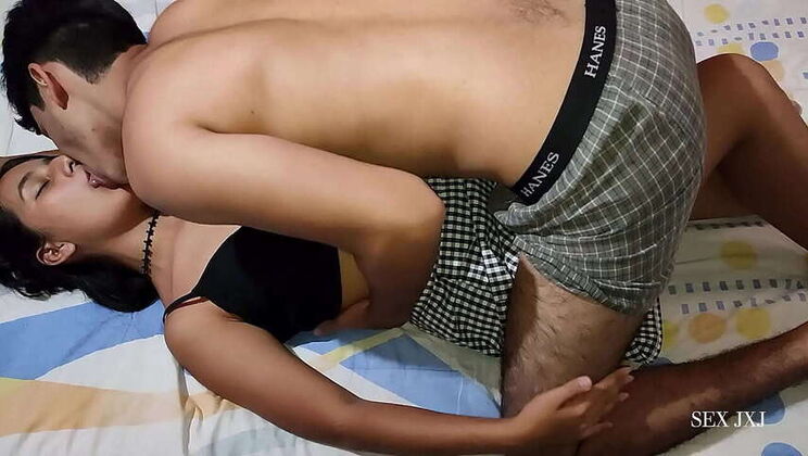 Secretly filmed: Passionate encounter between lustful duo