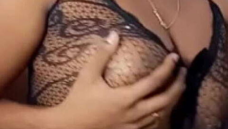 Hot Encounter with a Sexy MILF: Anal and Blowjob Action