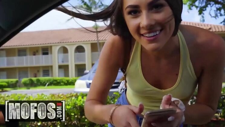 Public Pickups: Mackenzie Mace Takes Tony Moves' Cucumber Challenge - Blowjob & Hardcore Fun