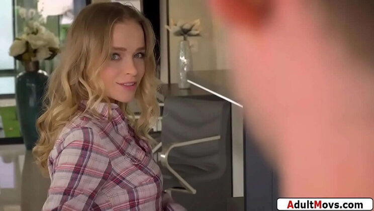 Petite Russian Calibri Angel Takes Double Penetration and Anal