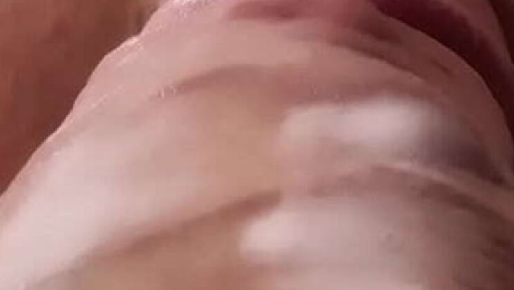 Closeup Pussy Fucking and Creampie from Cock's View