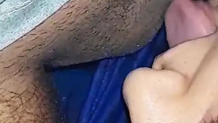 Desi Bhabhi Sana487 Gives Intense Blowjob in Short Homemade Video