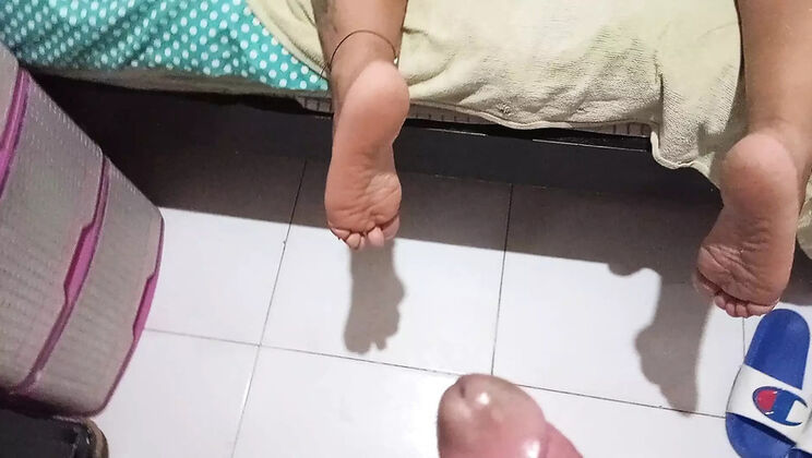 Stepbrother Fucks Me Hard in My Room - Pincksexxxy in Hot Homemade Action