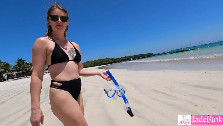 Hot Thick GF Gives Handjob to BF on Public Beach - Beach Sex in 4K