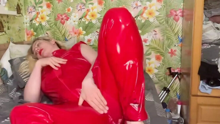 Horny BBW Step Mom Begs Step Son John For His Big Cock - Amateur Squirting & Dildo Fun