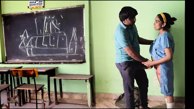 Hot Indian School Girl 18yo Fucks in Empty Classroom - Desi Teen Sex