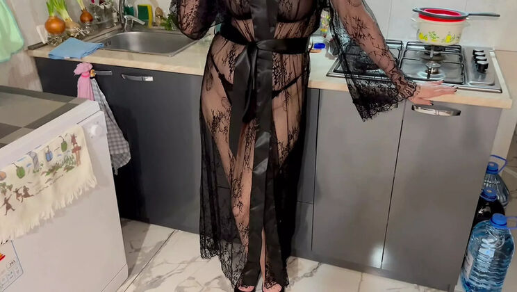 Hot Russian MILF in Lace Negligee Gives Amazing Blowjob & Doggystyle Fuck - POV