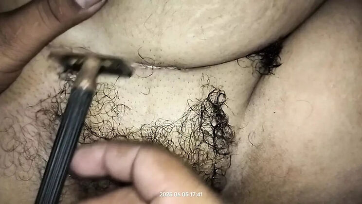 Hot Bhabhi Maskan Fucks Devar Hard - Anal & Blowjob - Pakistani Homemade Sex