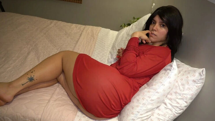 Thief fucks big ass stepmom doggystyle - rough POV creampie
