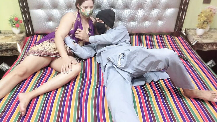 Desi Indian Girl Fucks Best Friend's Brother - Hot Hindi Audio - Gullnazkhan XXX