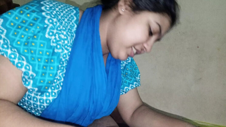 Bengali Village Wife Hardcore Fuck at Home - Desi Hot Housewife