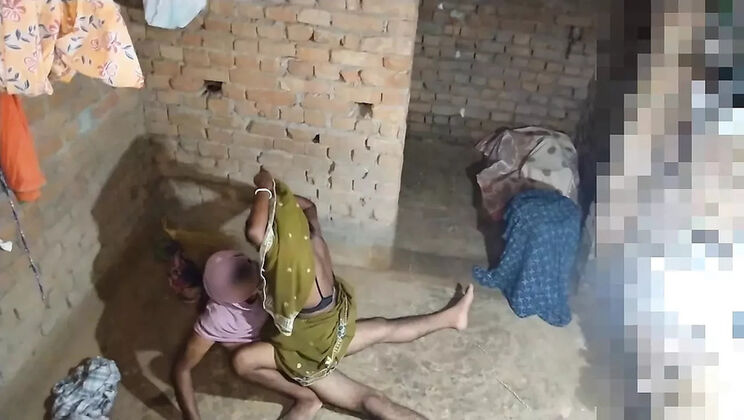 Indian Aunty Pumi Hardcore Kissing and Riding with Big Natural Tits