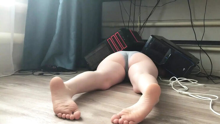 Redhead Step Sister Stuck Under Desk Gets Hard Fuck in Doggy Style