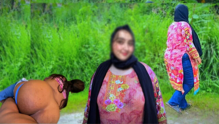 Indian Muslim Girl Aria Mia Public Park Fuck with Stranger While Family Searches Hotel