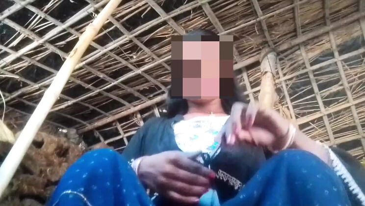 Indian Housewife RJ NISHA Solo Masturbation with Finger in Pussy - Huge Nipples, Big Busty, Climax