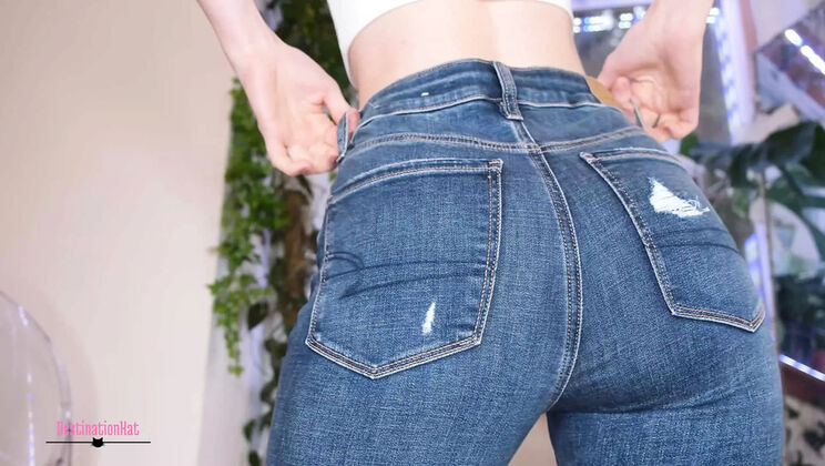 Petite American Kat Shows Off Her Tight Ripped Jeans & Big Ass JOI