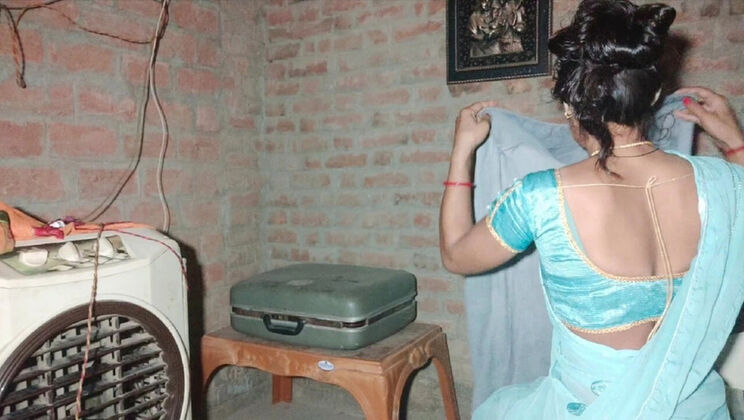 Your Shabnam Sister Hot Village Mummy First Time Chudai With Big Brother - Desi Bhabhi Hardcore Anal Doggy Style Hindi Sex Video