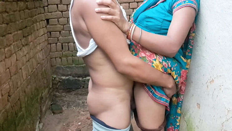Alone Indian Bhabhi Fucked Hard Outdoor by Trilokinath - Desi Step Sister Anal & Creampie