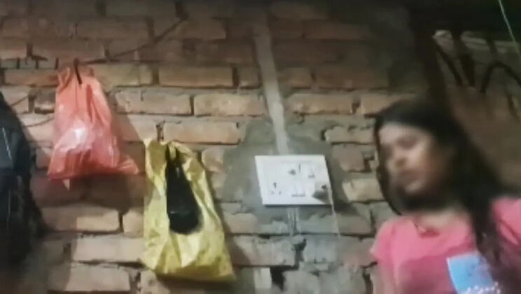 Desi Bhabhi First Time Seelipng with Stepson - Indian Village Girl Chudai Video