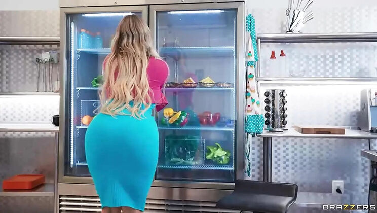 Pick Your Agent Threesome with Kayley Gunner and Sinatra Monroe - Big Tits Blowjob Hardcore Cumshot