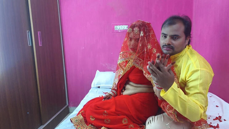 Sona Bhabhi Hot First Night - Newly Married Indian Couple Hardcore Sex & Romance