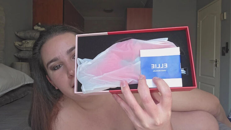 Domslutfucker's Double Orgasm with Mooligirl Tongue Vibrator from Joyhub - Amateur BBW Solo Masturbation