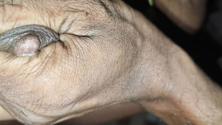 Desi wife Veeralaxmi pussy eating and deep throat by Kittu769 homemade Indian teen