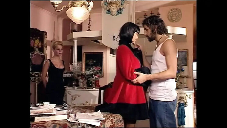 Zenza Raggi Fingering Pussy Hard in Threesome with Big Tits Blonde