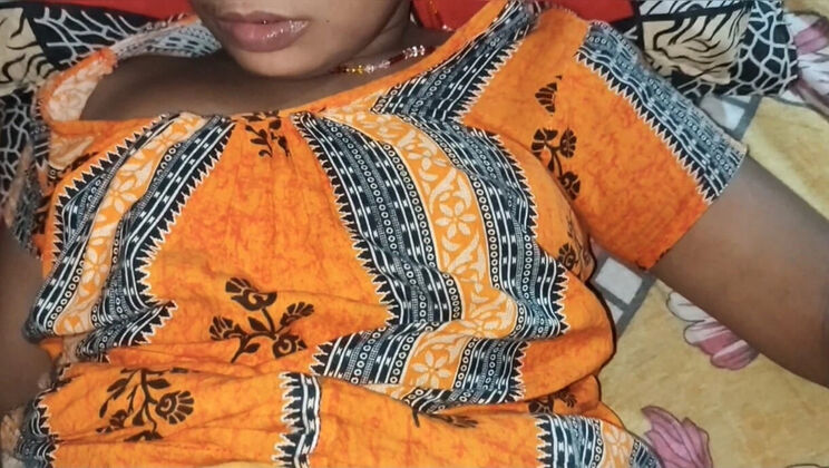 Desi Aunty Pussy Licking and Fucking in Hot Indian Sex Video