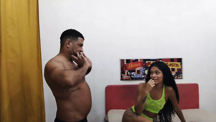 Amateur Latina Takes Huge BBC Anal Without Complaining