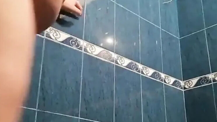 Putarankahotmilf Full Naked Body Pissing Fetish Toilet Slapping HD Video