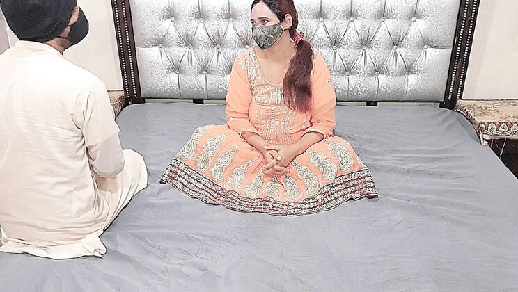 Desi Indian Bhabhi Hardcore Fucking - Rough Anal Sex with Big Tits MILF - Hindi Audio