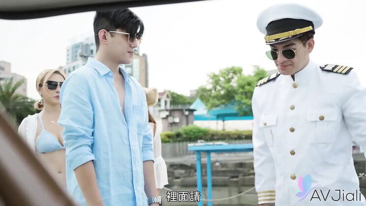 Stacy Cash and Jinbaona Fuck on Boat - Asian Blonde Babe with Small Tits Gets Fingered and Cumshot