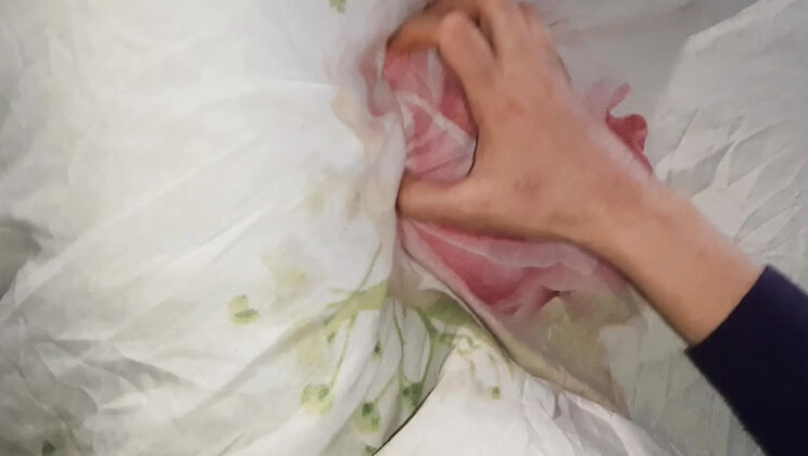 Shy Roommate Surprise! Lesbian Threesome & Cunnilingus Under Blanket