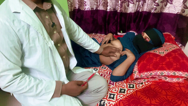 Desi Doctor Fucks Patient Hard - Riya Chowdhury Hot Indian MILF Aunty Sex