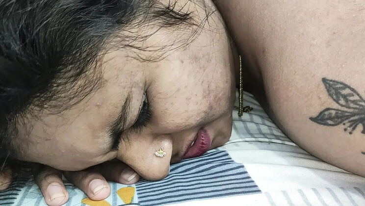 Malayali Wife Hardcore Sex with Husband - Desi Couple Doggystyle & Cowgirl HD