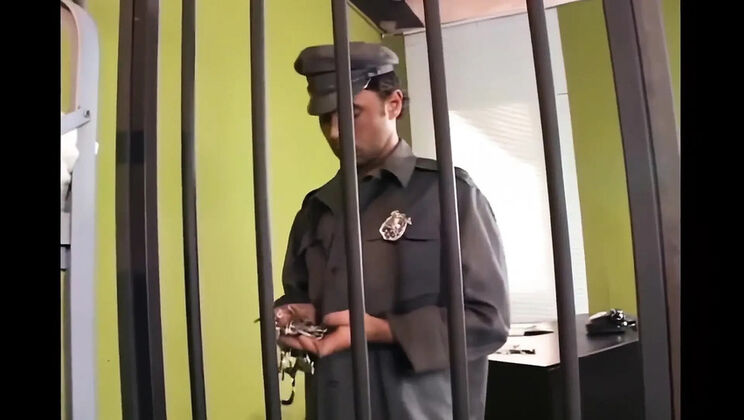 Slut Girls Suck Cock: Vintage MILF Blowjob & Doggystyle with Nikki Miller