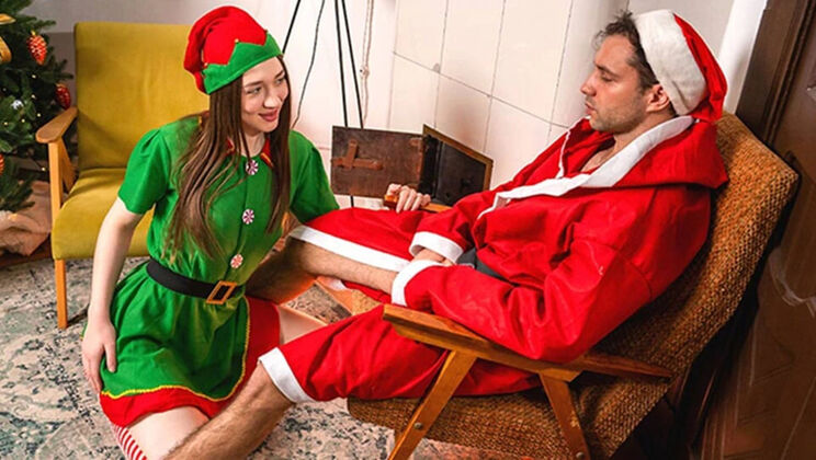 Santa's Helper Blows Big Cock Under Christmas Tree - ClubSweethearts Teen Fuck
