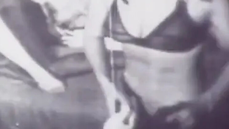 Vintage Interracial Gangbang: Hairy MILF Orgy in the Sixties USA