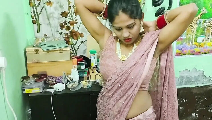 Malayali Step Mom Fucks Step Son Hard in Bedroom - Big Ass Desi Aunty Anal Sex