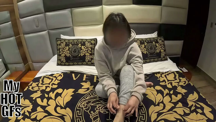 Latina Ivanna Blowjob & Creampie - Amateur Teen Fucks POV Missionary