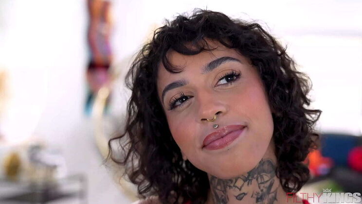 First Anal Sex with Tattooed Babe Ravyn Alexa Takes Big BBC