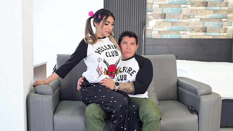 Winter_steph Stranger Things Finale Sex - Tight Pussy Creampie on Couch with Big Tits Latina Stepsister