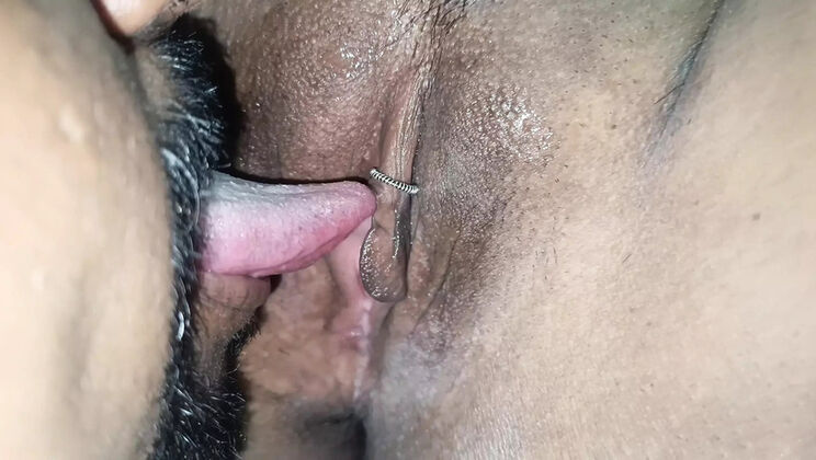 Indian Maid Pushpa Valli Fucked Hard by Office Boss in Hotel - Desi Maid Sex Outdoor