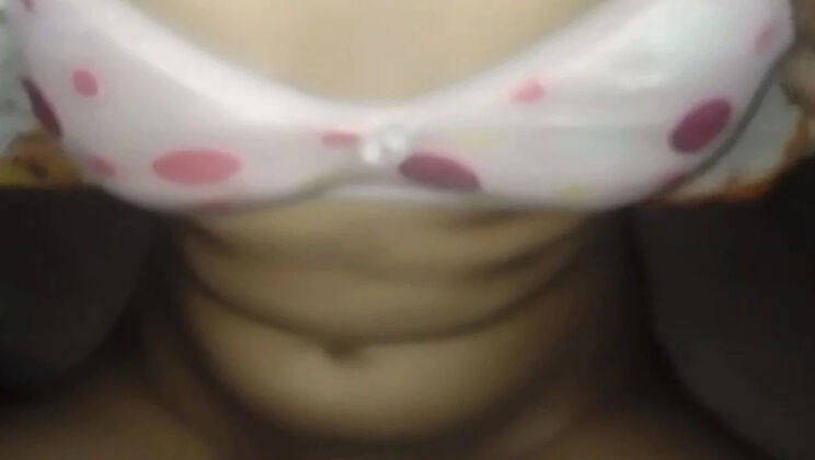 My Girlfriend Surprise! Pakistani Teen Kiran602 Shows Her White Boobs & Pink Tight Pussy